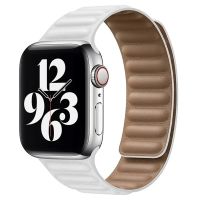 Ремешок для Apple Watch Series 8 (41 mm) силиконовый на магните №2 <белый> ― OnlineBazar.su