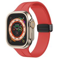 Ремешок для Apple Watch Series 3 (42 mm) силиконовый на магните <красный> ― OnlineBazar.su